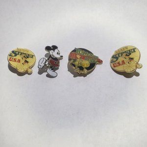 4 Disney pins